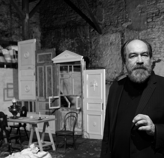 Lavastaja loomingu materjal on ka n&auml;itleja looming