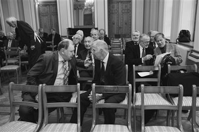 M&otilde;tisklusi akadeemiast