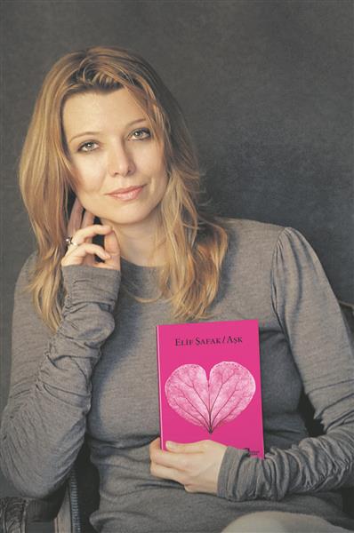 Elif Shafaki romaan „Armastuse 40 reeglit“ on Türgi kõigi aegade enimmüüdud raamat.  