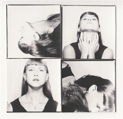 Pealelend: tantsukunstnikud Maarja T&otilde;nisson ja Arolin Raudva