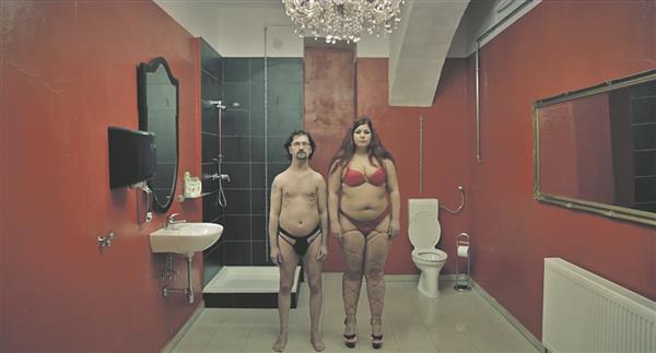 Ulrich Seidl ajakirjale Vice: „Ma kujutan oma tegelasi just sellistena, nagu nad on, mõistmata nende üle kohut. Sellepärast meil polegi probleeme siis, kui film välja tuleb.“  