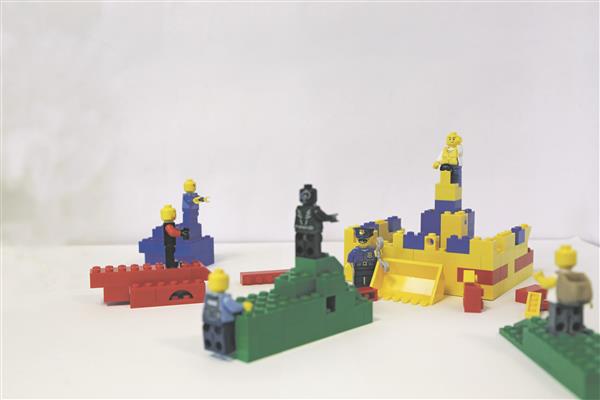 Sotsid ja Keskerakond ei l&otilde;peta neoliberalismi