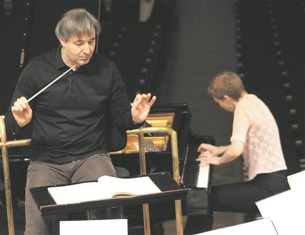 Helistikku p&uuml;hitsev kontsert