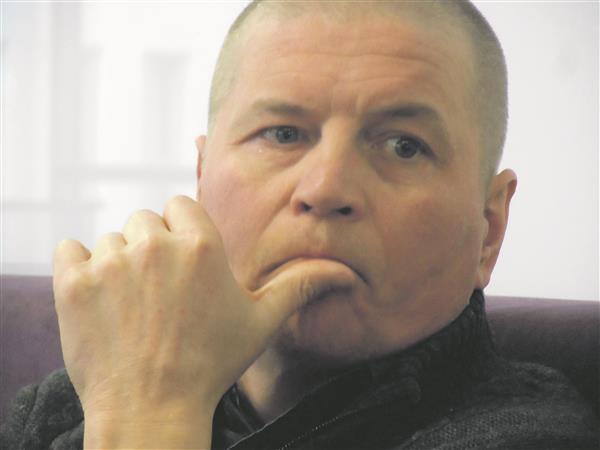 Ka sisaliku tee kivil j&auml;tab j&auml;lje