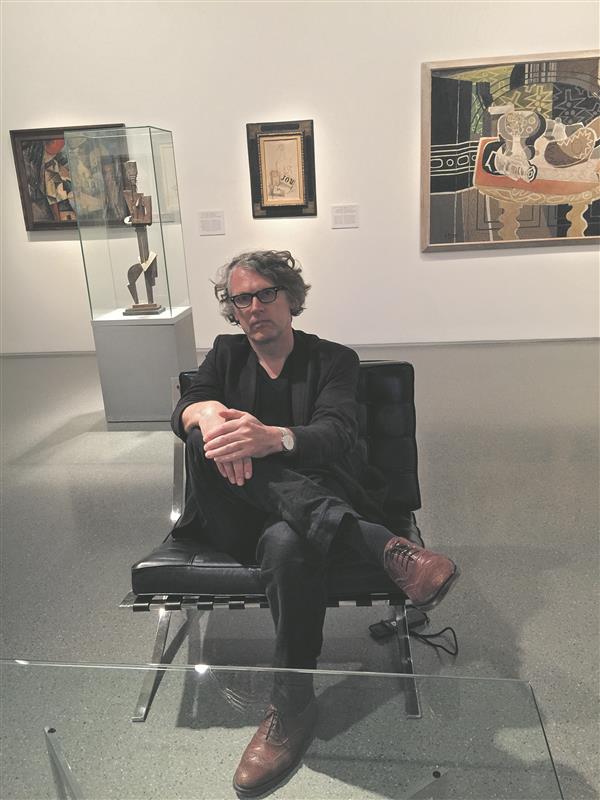 Prof Peter Trawny on Martin Heideggeri koondväljaande ja „Mustade vihikute“ („Schwarze Hefte“) toimetaja ning väljaandja, Wuppertali ülikooli Martin Heideggeri instituudi juht. 