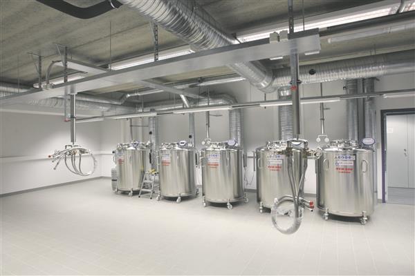 TÜ Eesti geenivaramu uue hoone avamine. Pildil koeproovide säilitustünnid biomaterjalide hoidlas. 