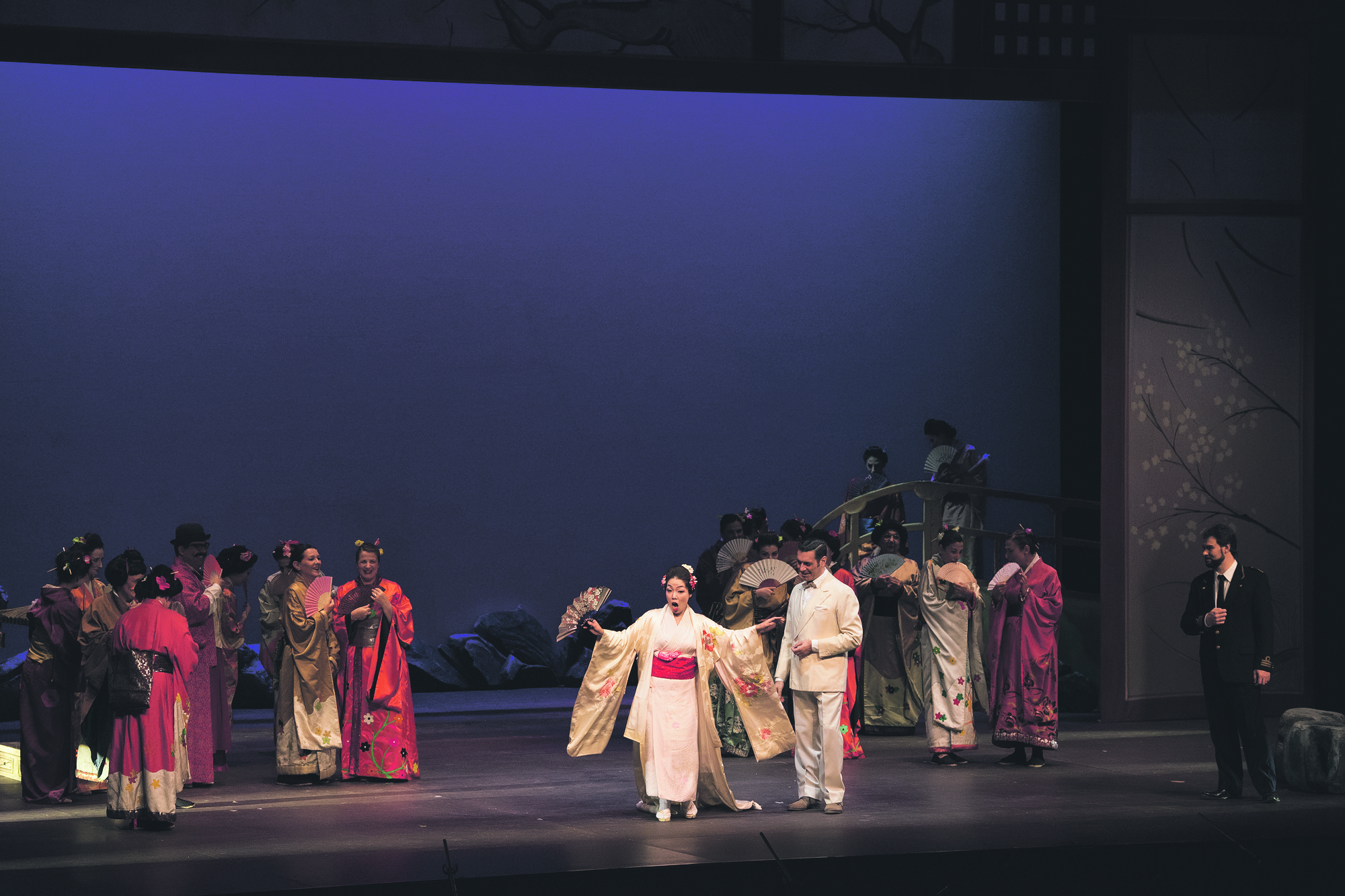 V&otilde;rratult keskp&auml;rane Itaalia ooper