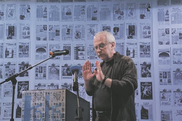 Institutsionaalne kultuurimeedia uusavangardses maailmas