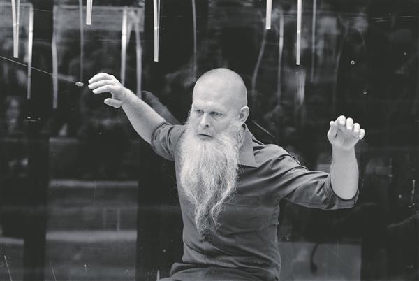 Kaksk&uuml;mmend aastat p&auml;rast plahvatust