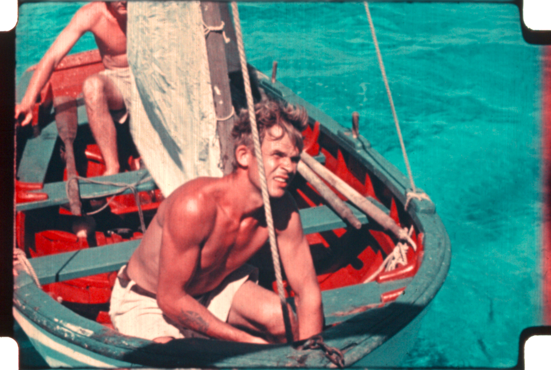 Leiti Eesti vanim värviline filmijäädvustus ümberilmareisist