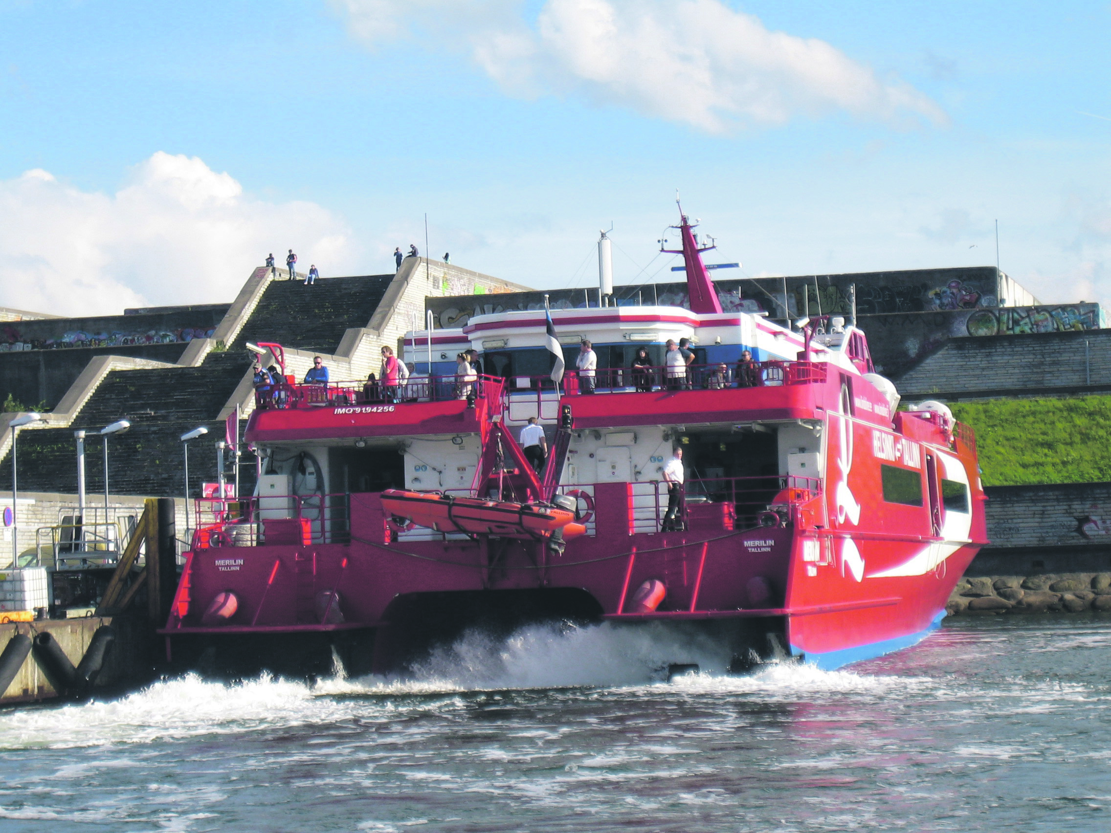 Kiirlaevalaineid ei tee enam kiirlaevad