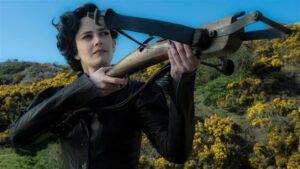 Eva Green suudab Miss Peregrini mängida korraga nii mürgiselt kui veetlevalt.  