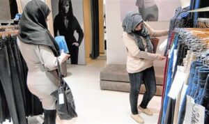 Oletada, et kõik maailma moslemid elavad näpuga pühakirjas järge ajades on sama absurdne kui eeldada, et iga miskitmoodi ennast kristliku kultuuri kandjaks pidav inimene elab rangelt kümne käsu järgi.