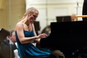 Pianistide konkursi I preemia võitnud Anna Szałucka tõestas, et on suurepärane Raveli mängija.