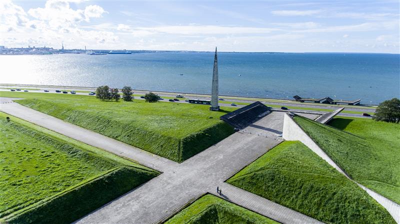 M&auml;lestuspaik linnaruumis. M&auml;lu ja vorm.