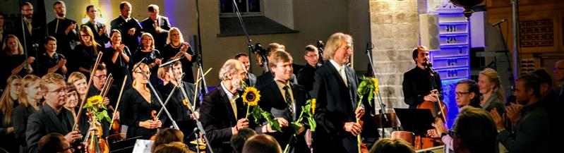 Uusberg laulis Pärdi päevadel oma laulu