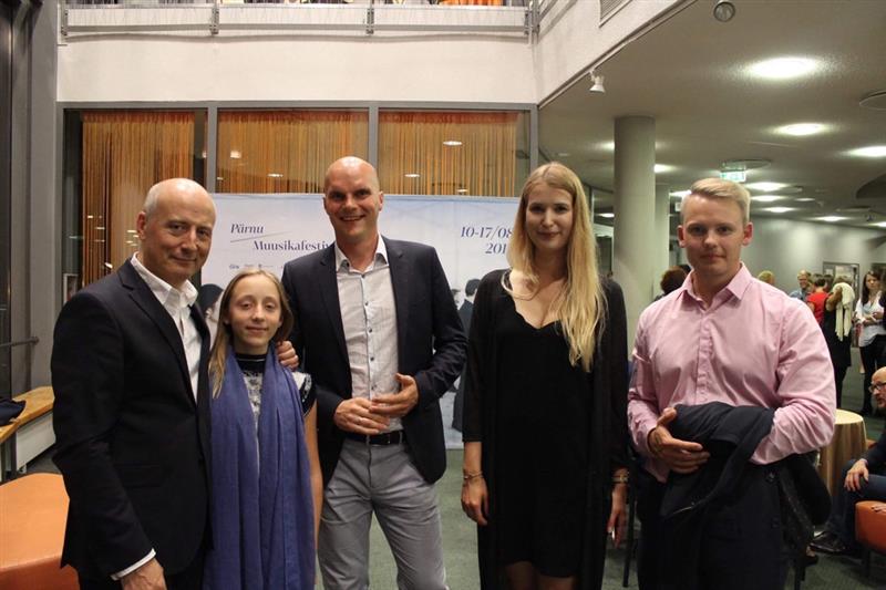 Artisti ja kuulajate kontakt ei piirdu kontserdiga