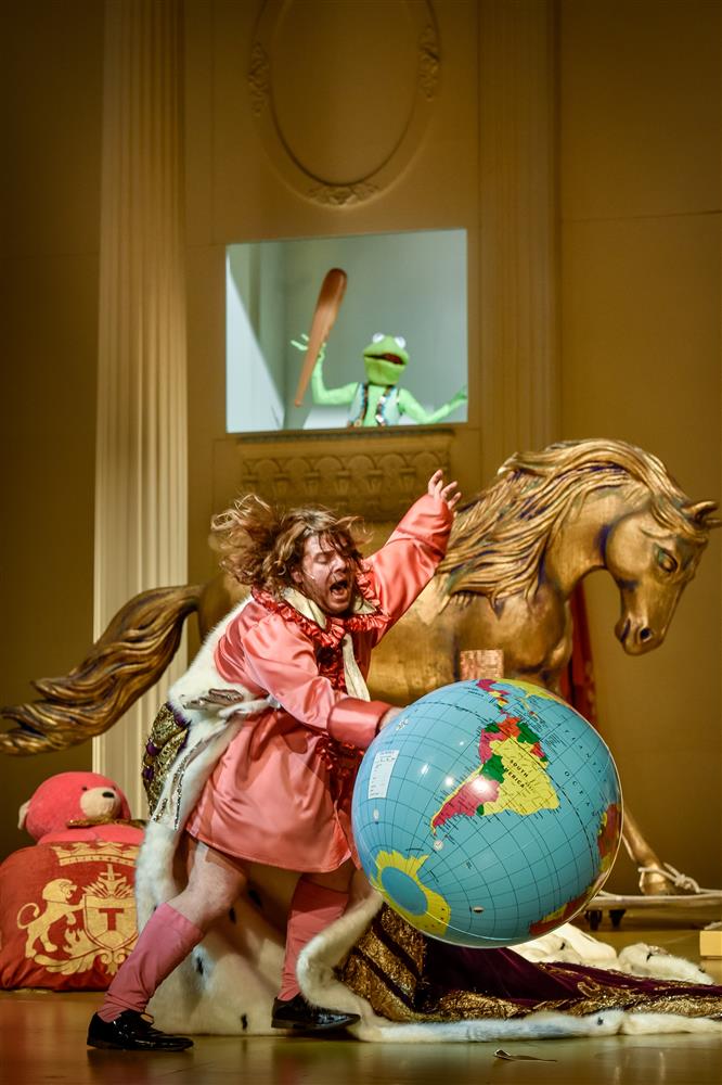 Viisk&uuml;mmend aastat hiljem