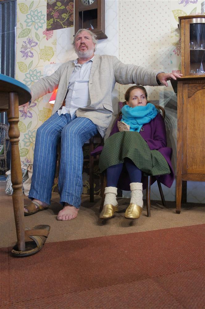 Inriid ja Toomas ehk Kõrge lagi ja põhjata tool