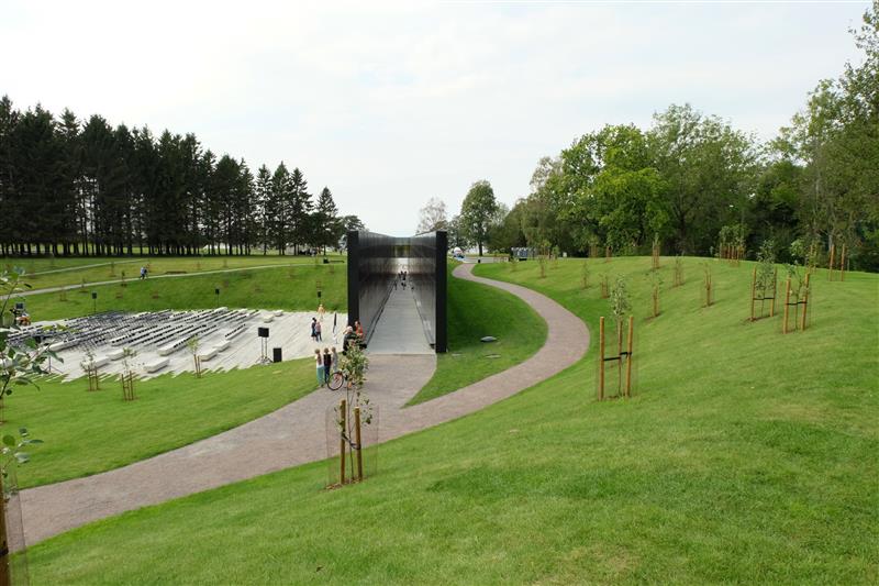 Maarjamäe memoriaalidest ja avalikust ruumist