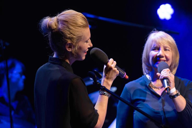 Austusavaldus stiiliülesele legendile