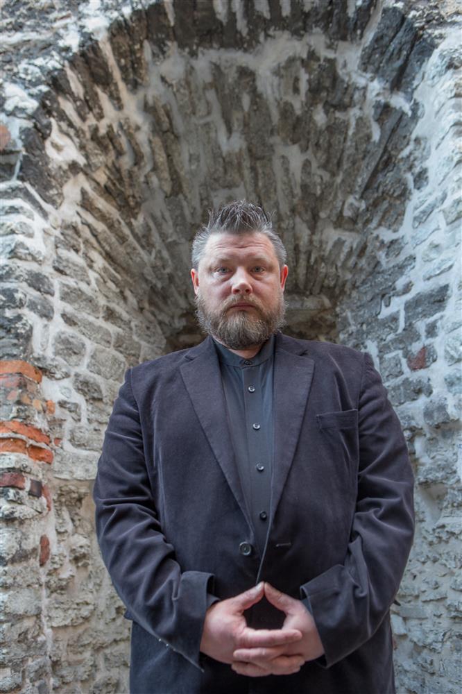 Kas lugeda m&ouml;&ouml;ndustega v&otilde;i m&ouml;&ouml;ndusteta?