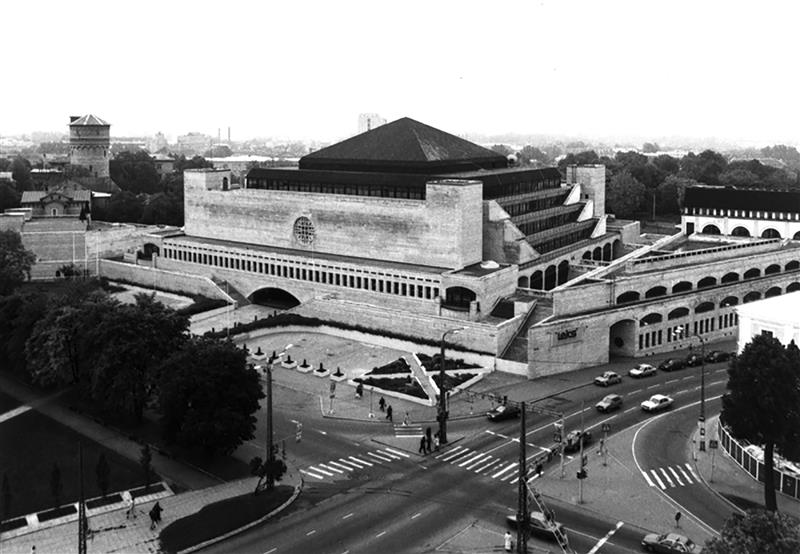 Nii nad tapsidki meie raamatukogu!