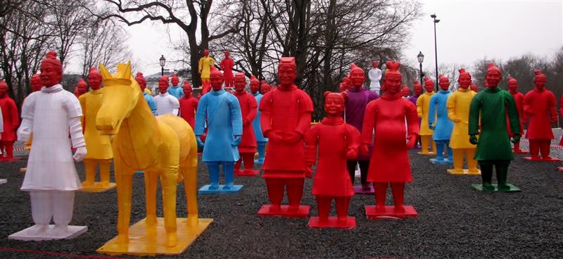 Argitraagika XIX  – Eeskujudest