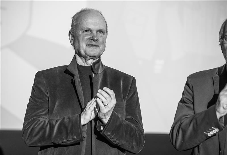 Kuhu viivad jäljed?