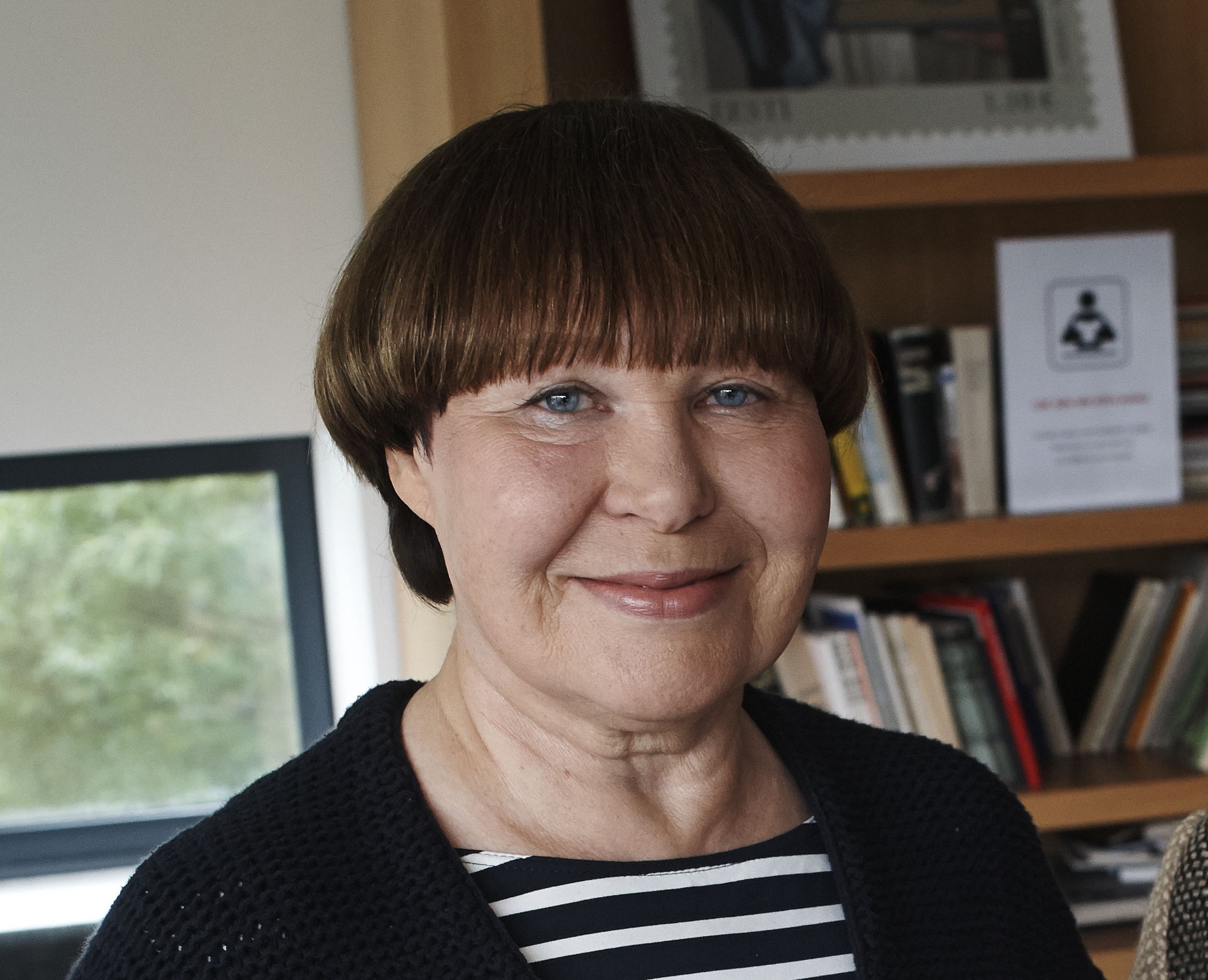 Viivi Luige h&uuml;ppelaud