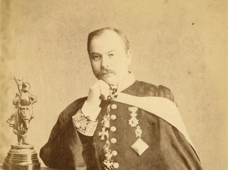 Tuha(t)kunstnik – Kross ja Hamburgi kaart