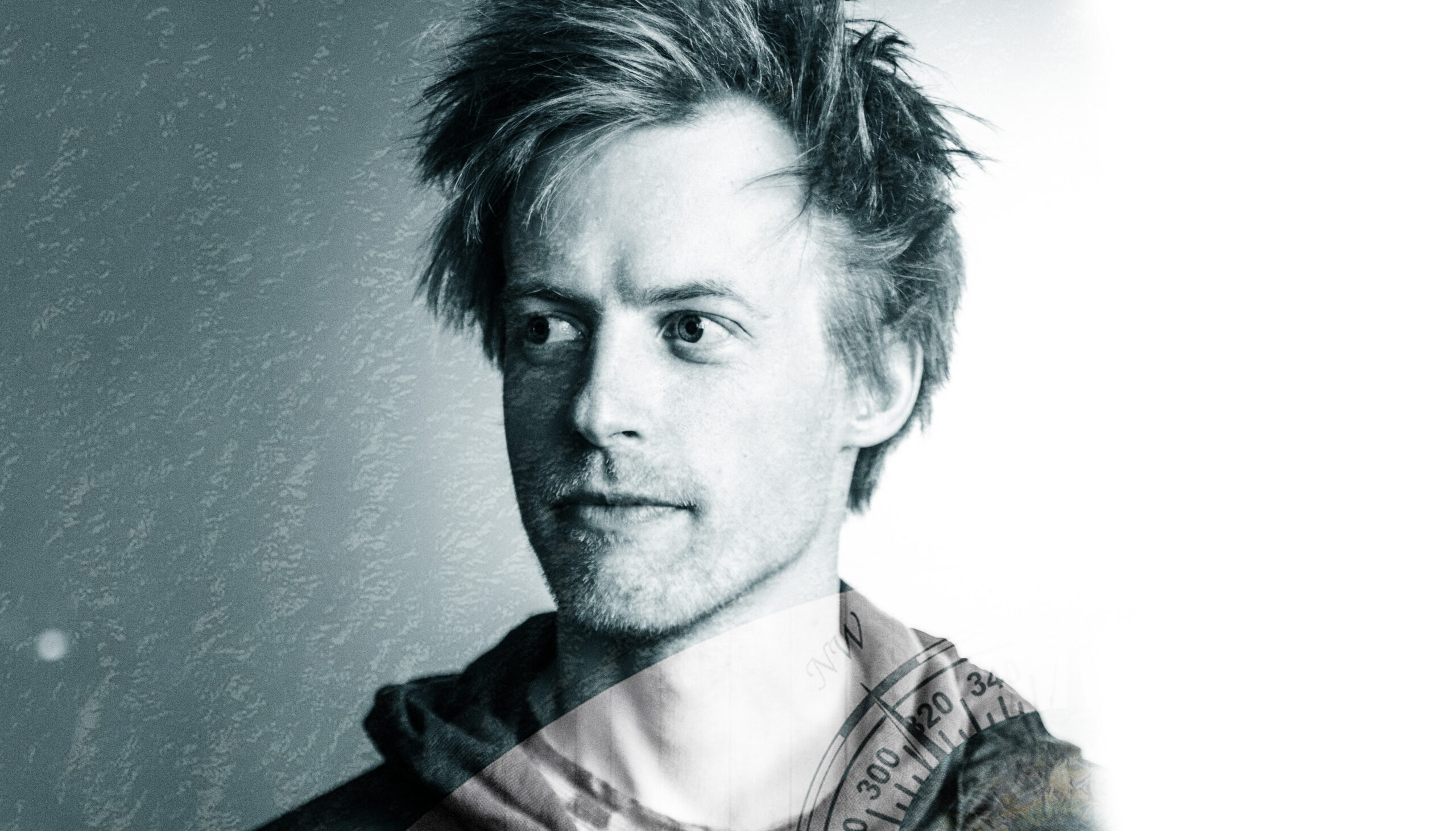 Tartu Uues Teatris esietendub TÜVKA 12. lennu viimane diplomilavastus “100 M MORE”