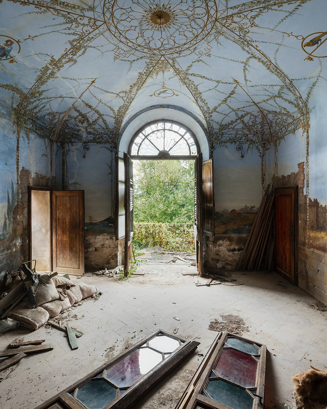 Pärnu Muuseumis avatakse Itaalia fotokunstniku näitus hüljatud hoonetest