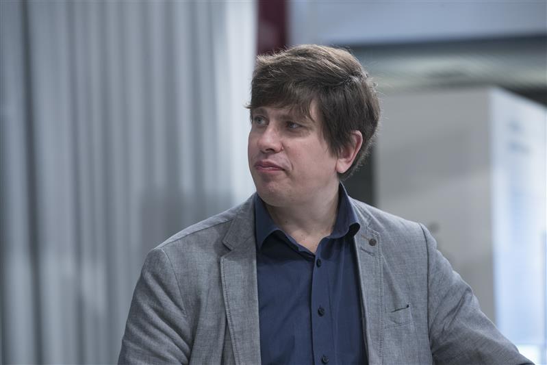 Tagasi vaadates edasi ei saa