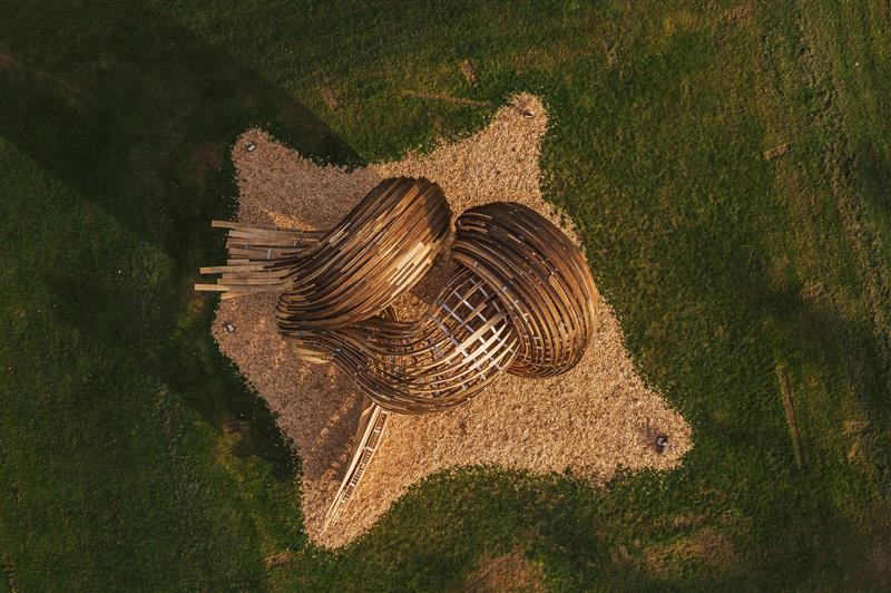 Kas protoarhitektuur  v&otilde;i nikerdatud m&ouml;&ouml;blit&uuml;kk?