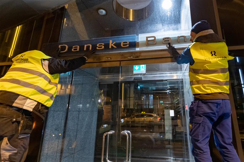 Kuidas halbade kommetega Eesti rikkus ära Taani panga vaiba