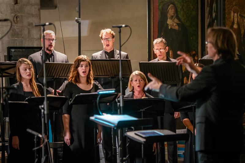 Schnittke ja s&uuml;vas&uuml;nteesi hingus