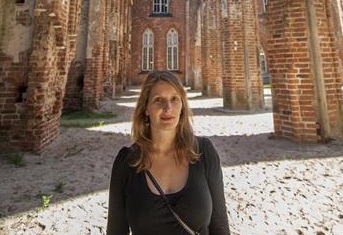 Linnakirjanikul on ees töine aasta