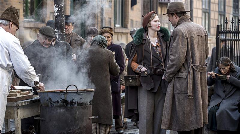 Lugedes sirgete ja kaarte kaarti