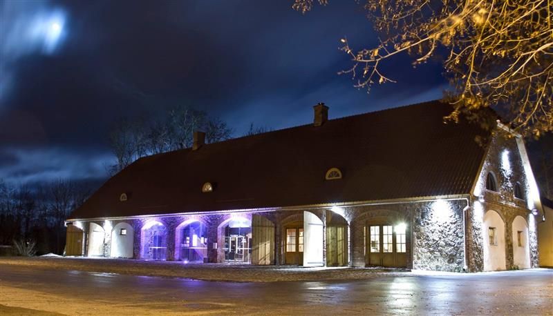 Tuttava linna tuled – Tema paistab sulle tillukese täpina