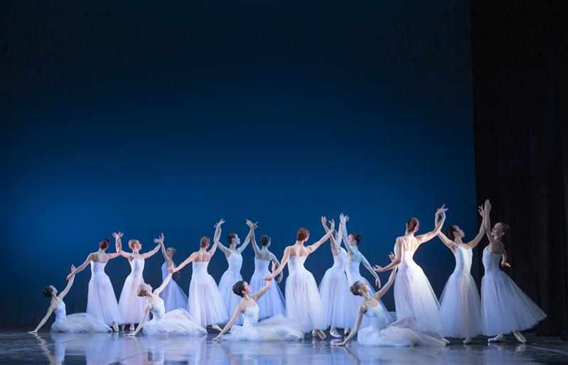 &bdquo;T&scaron;aikovski meistriteosed&ldquo; &ndash; nostalgiline ja v&auml;rske