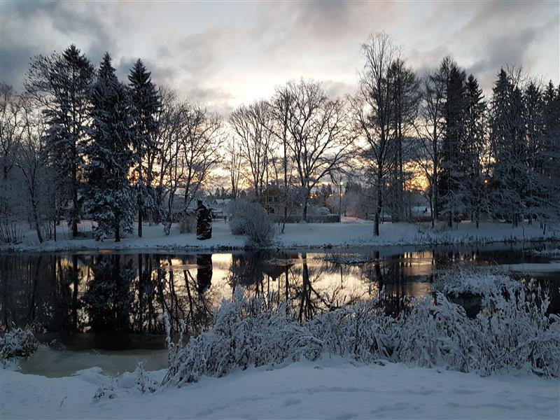 Tuttava linna tuled – Kehra maagia