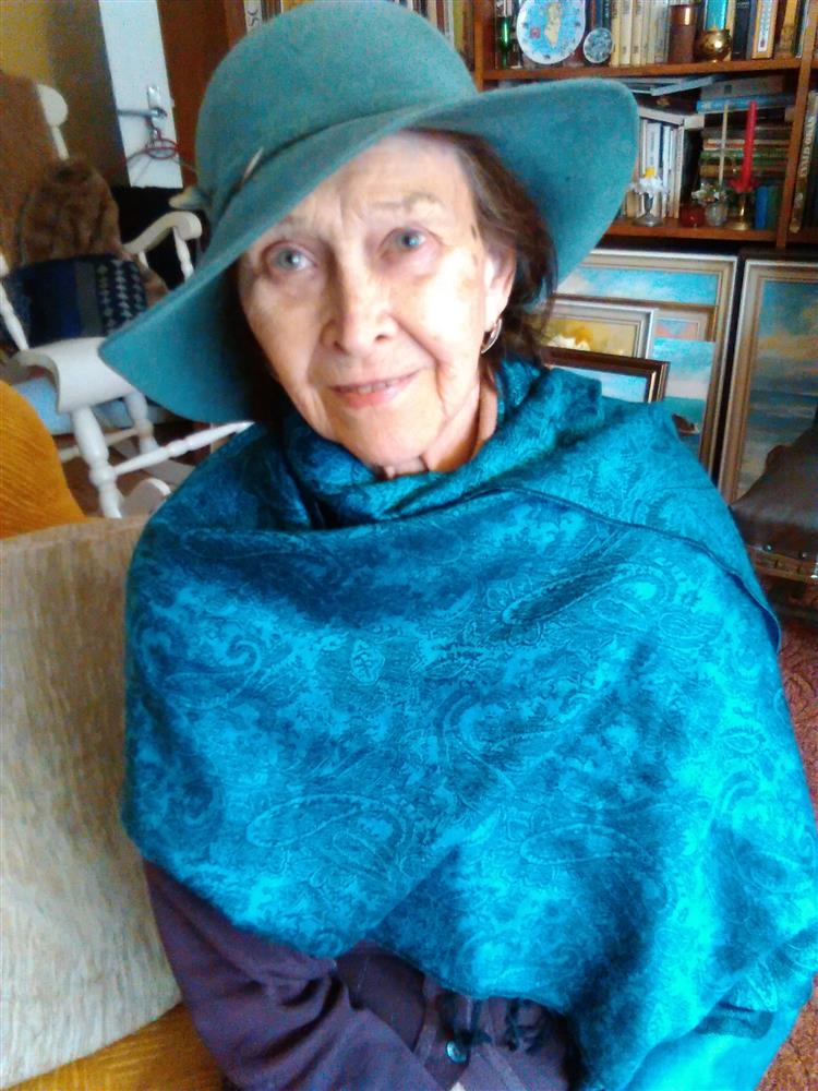 Halja Klaari mälestuseks