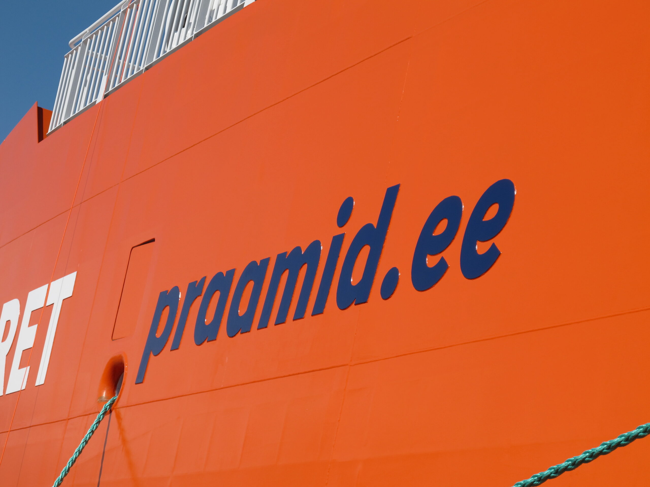 Kinnikeevitatud k&otilde;nekeel