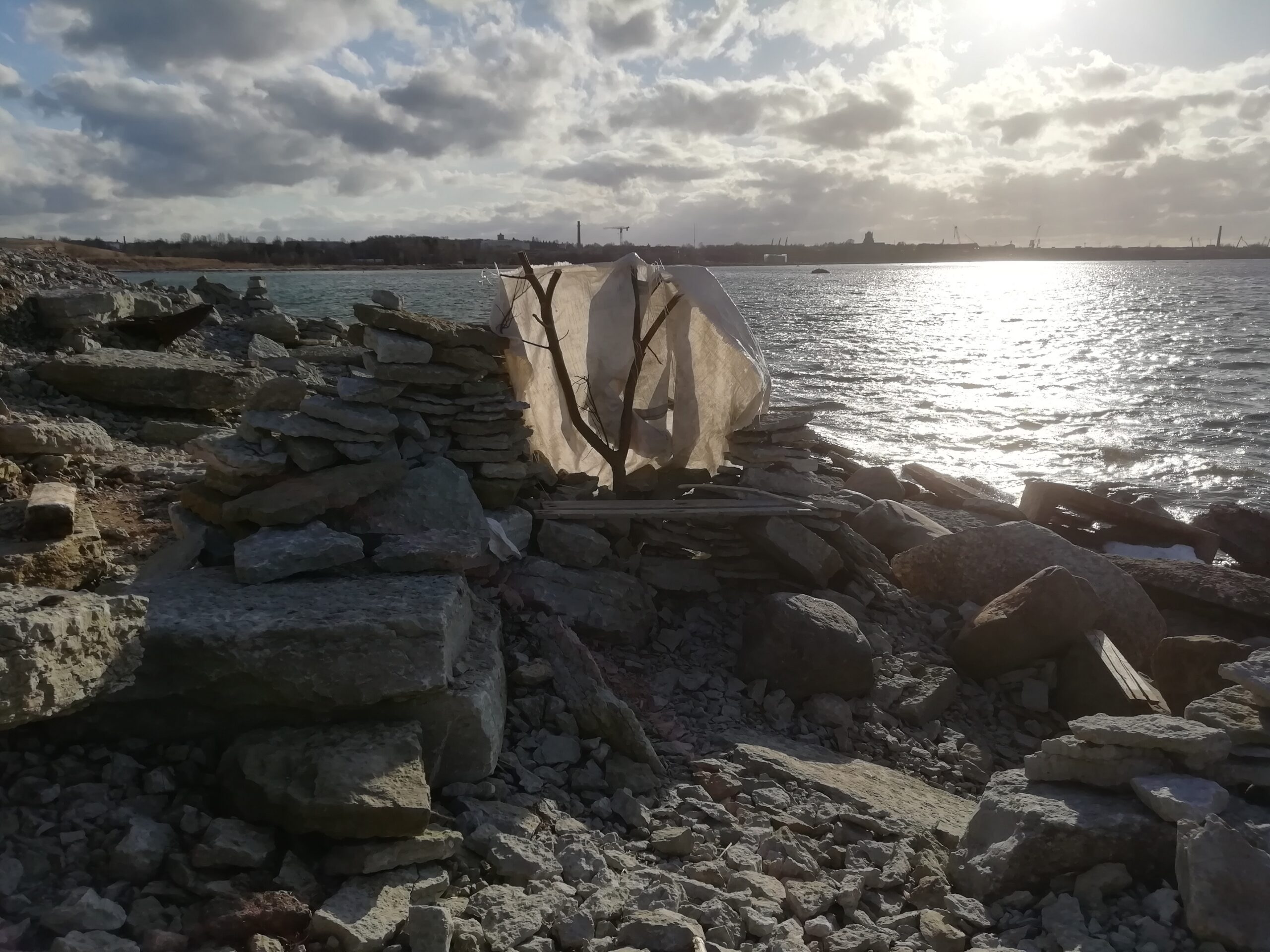 Olulised asjad. &Uuml;marikud asjad