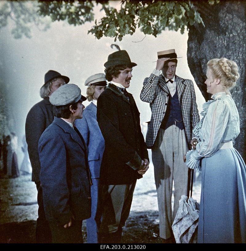 Filmimuuseumis avaneb 6. mail uus näitus “Ideaalmaastikud. 21/101/2021 Eesti filmi”