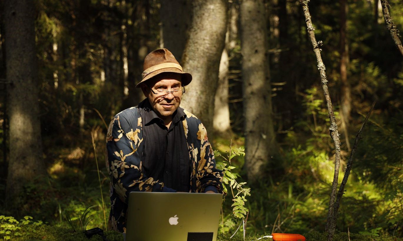 Pealelend – Peeter Laurits, „Biotoopia“ korraldaja