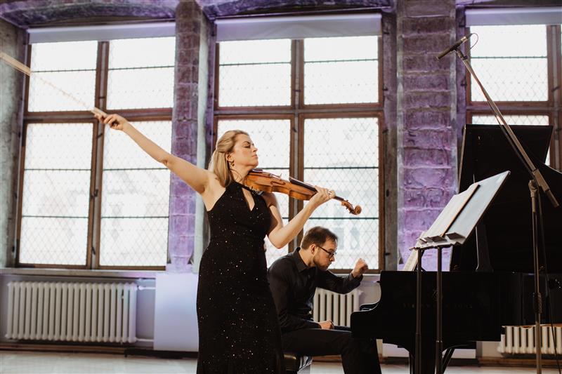 Rõõmsad viisid on põllul