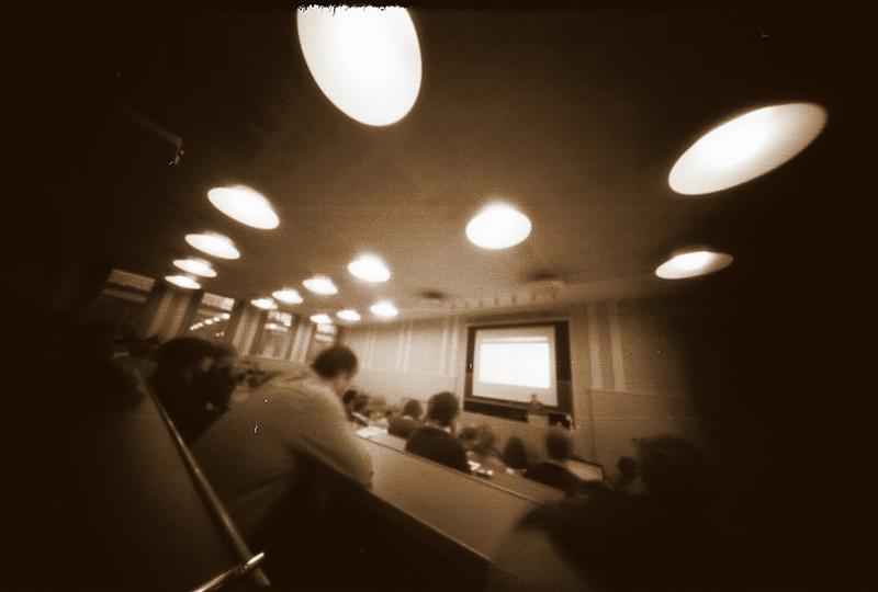 Ääremärkusi teaduse vahelt. Dressidega ballisaalis