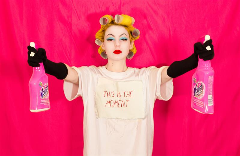 Mees on tagurpidi naine